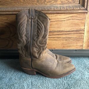 Women’s Cowgirl Boots